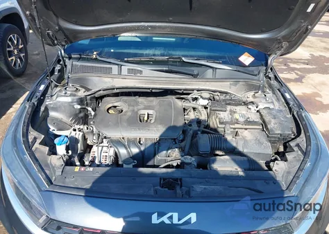 2023 Kia Forte Gt-Line z USA, uszkodzony, nr VIN 3KPF54AD3PE530033